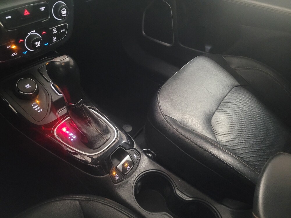 2018 Jeep Compass in Marietta, GA 30062 - 18139448 26