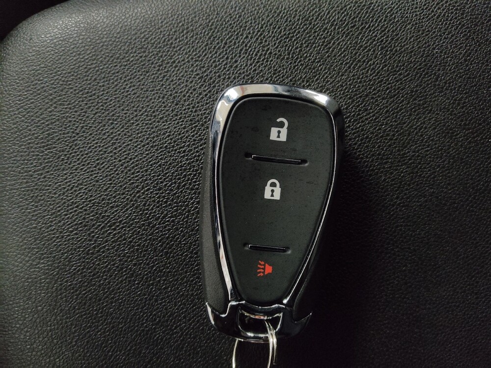 2020 Chevrolet Equinox in Marietta, GA 30062 - 18139452 32
