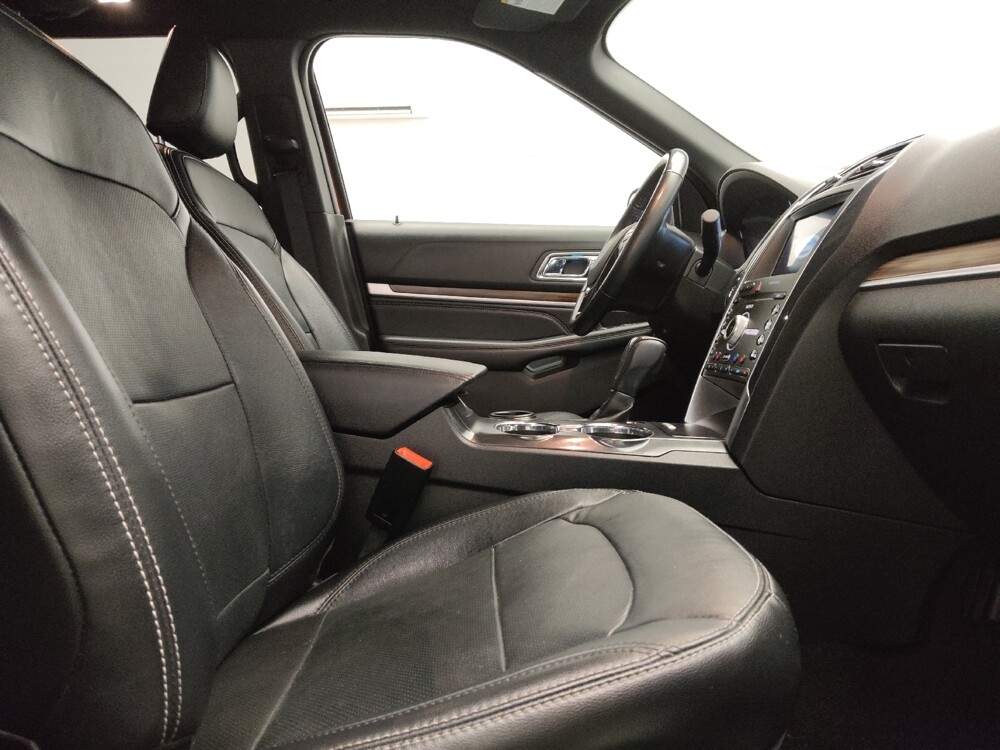 2019 Ford Explorer in Tulsa, OK 74145 - 18139466 21