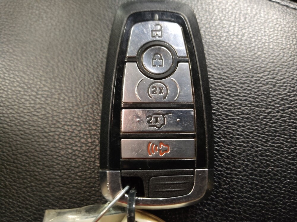 2019 Ford Explorer in Tulsa, OK 74145 - 18139466 32