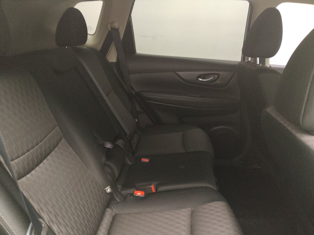 2018 Nissan Rogue in Tulsa, OK 74145 - 18139468 19