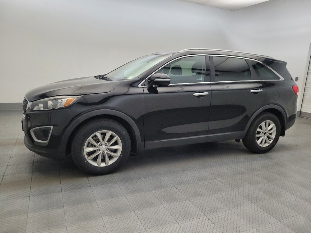 2018 Kia Sorento in Glendale, AZ 85301 - 18139476 2