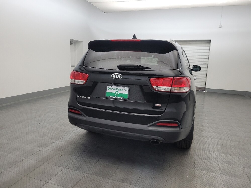 2018 Kia Sorento in Glendale, AZ 85301 - 18139476 7