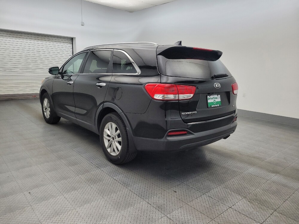 2018 Kia Sorento in Glendale, AZ 85301 - 18139476 5