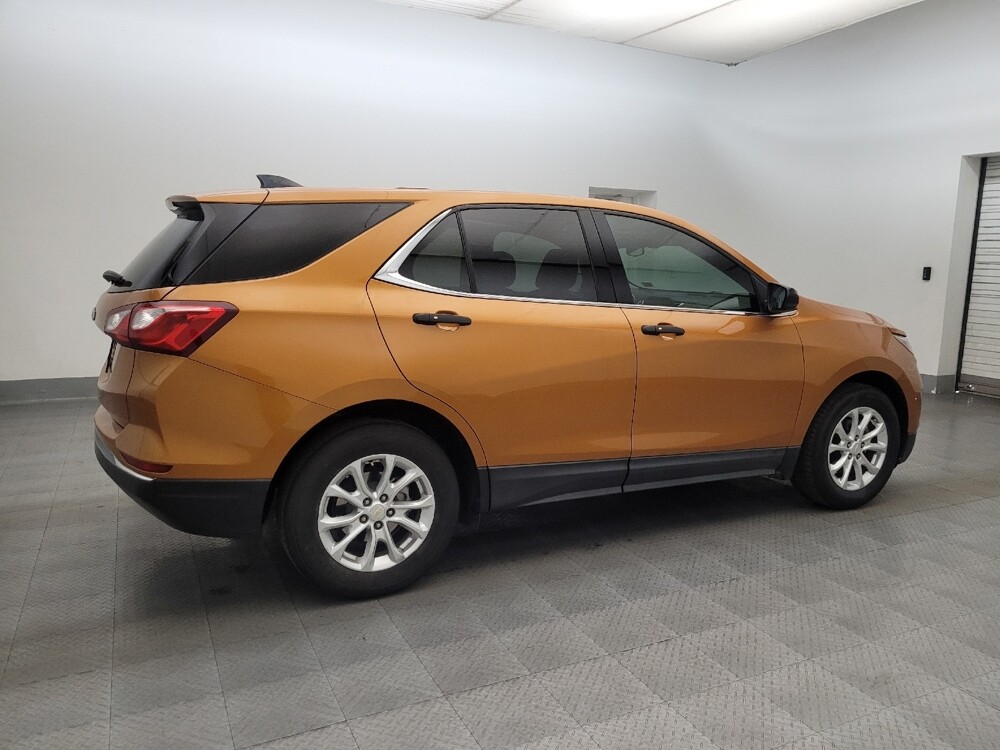 2018 Chevrolet Equinox in Albuquerque, NM 87123 - 18139477 10
