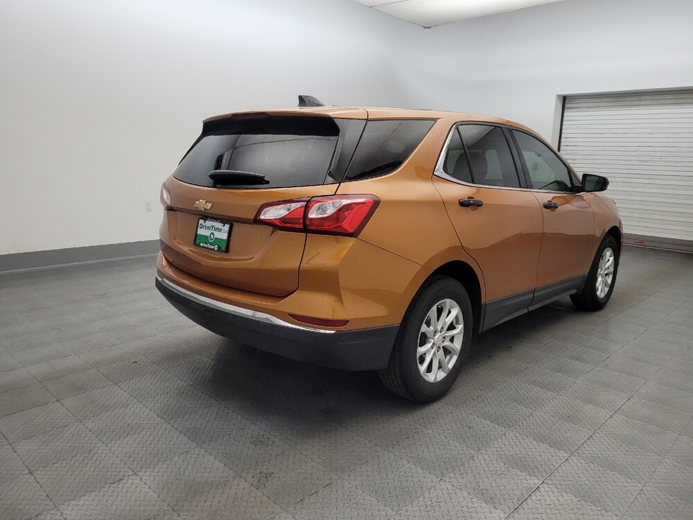 2018 Chevrolet Equinox in Albuquerque, NM 87123 - 18139477 9