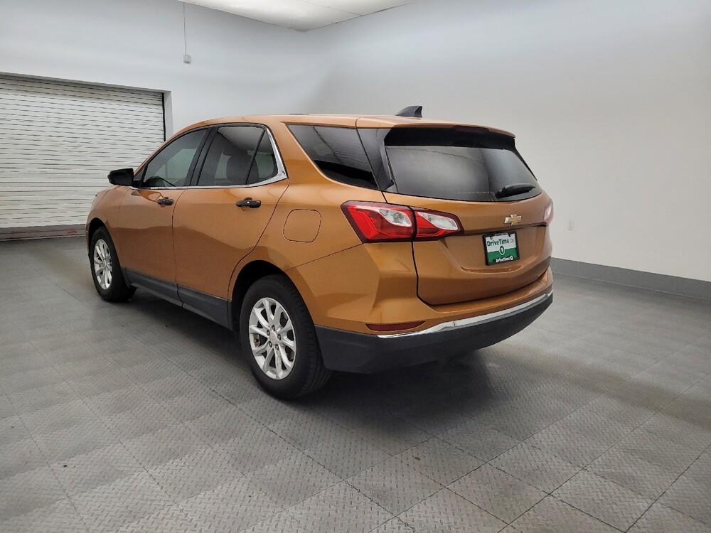 2018 Chevrolet Equinox in Albuquerque, NM 87123 - 18139477 5