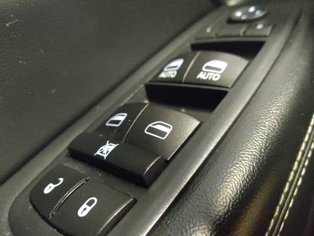 2017 Jeep Grand Cherokee in Glendale, AZ 85301 - 18139478 27