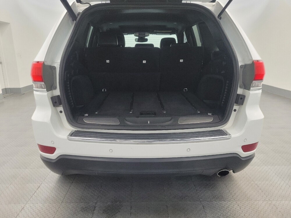 2017 Jeep Grand Cherokee in Glendale, AZ 85301 - 18139478 29