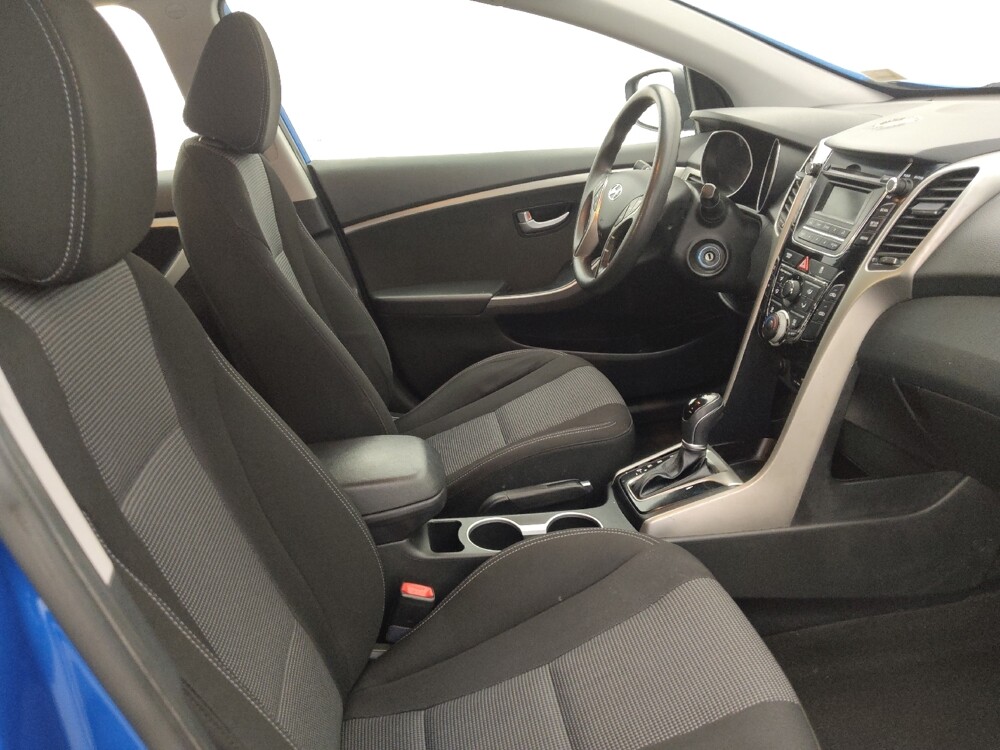 2017 Hyundai Elantra in Raleigh, NC 27604 - 18139488 21