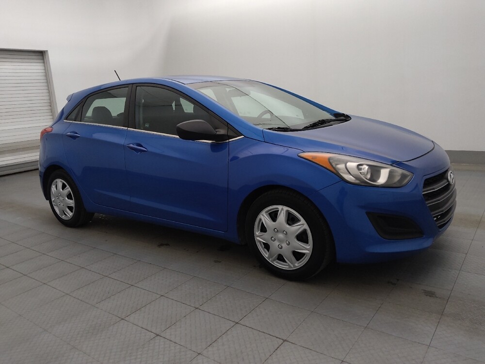 2017 Hyundai Elantra in Raleigh, NC 27604 - 18139488 11