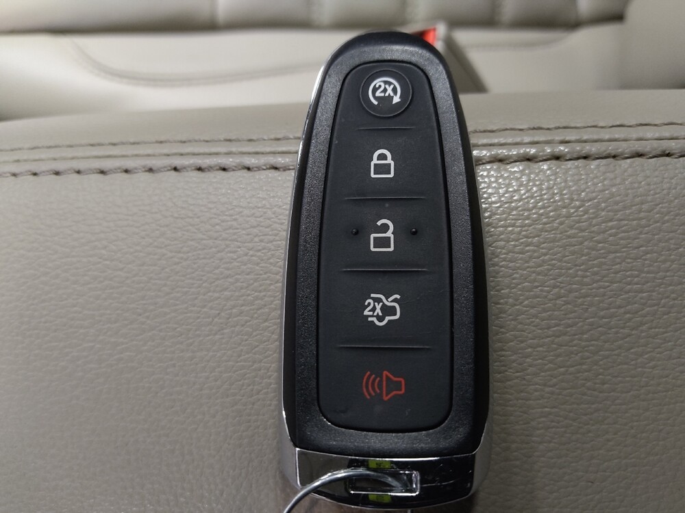 2017 Ford Escape in Clearwater, FL 33764 - 18139491 32