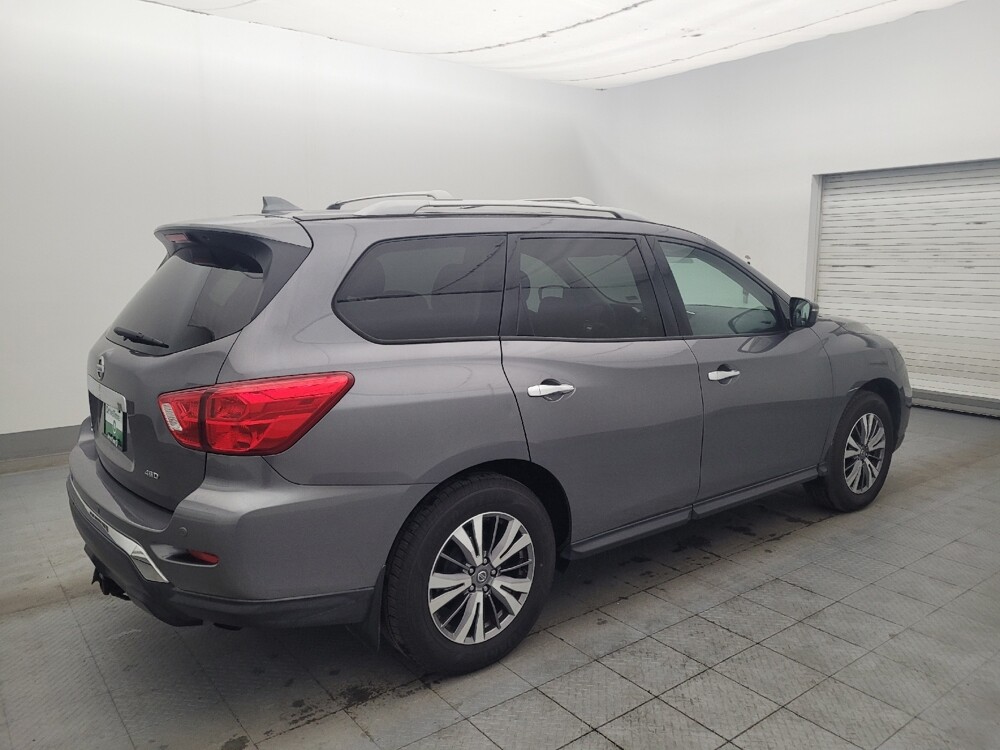 2019 Nissan Pathfinder in Baton Rouge, LA 70816 - 18139494 10