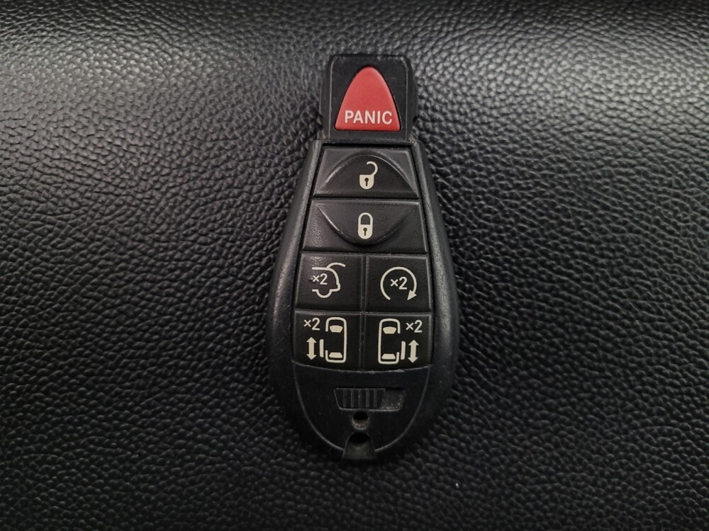 2017 Dodge Grand Caravan in Reno, NV 89502 - 18139502 32