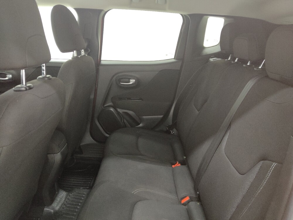 2021 Jeep Renegade in St. Louis, MO 63136 - 18139512 18