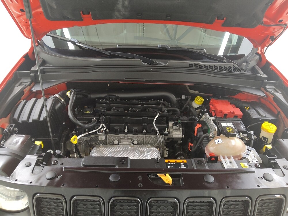 2021 Jeep Renegade in St. Louis, MO 63136 - 18139512 30