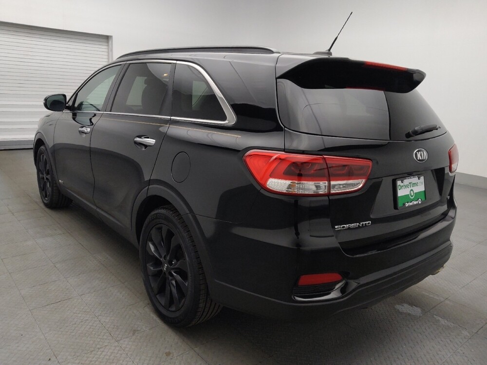 2019 Kia Sorento in Orlando, FL 32808 - 18139514 5