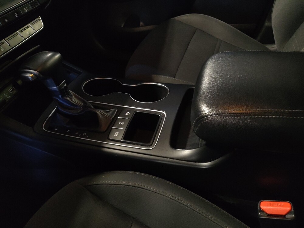 2019 Kia Sorento in Orlando, FL 32808 - 18139514 26