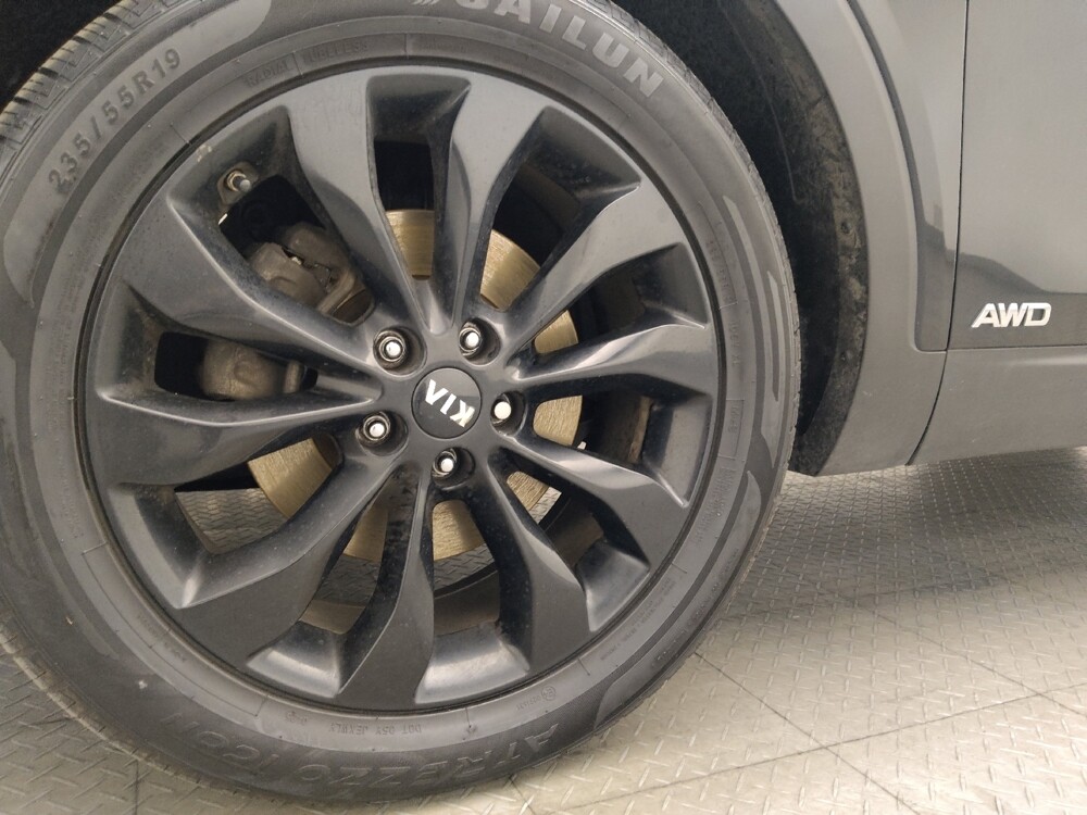 2019 Kia Sorento in Orlando, FL 32808 - 18139514 31