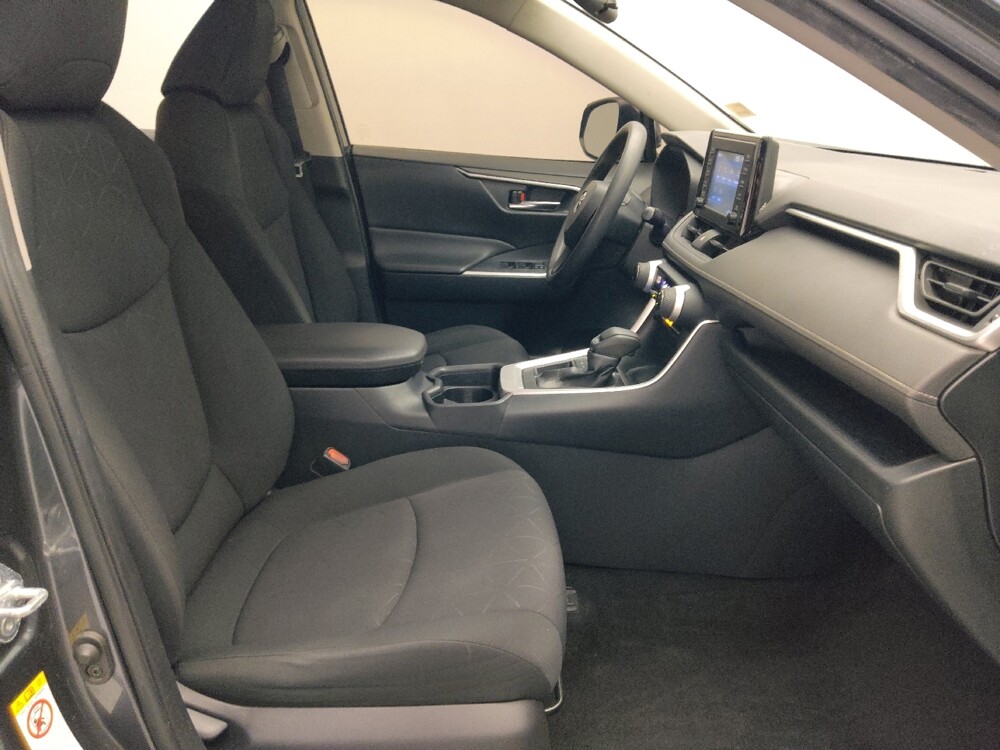 2019 Toyota RAV4 in Lauderdale Lakes, FL 33313 - 18139517 21
