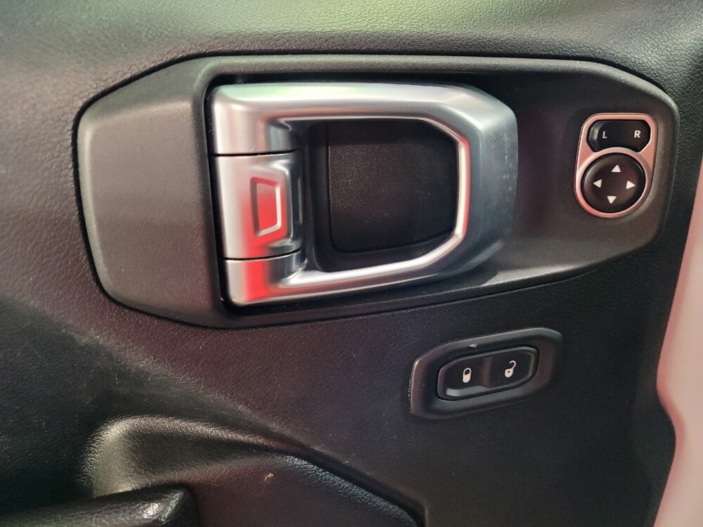 2018 Jeep Wrangler in Kissimmee, FL 34744 - 18139522 27