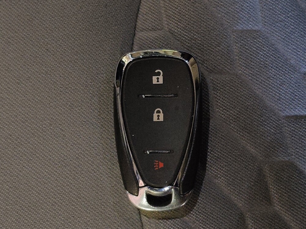 2020 Chevrolet Equinox in Savannah, GA 31419 - 18139531 32
