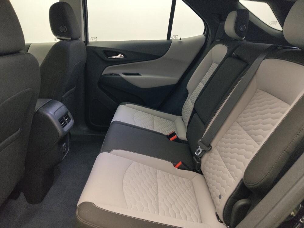 2020 Chevrolet Equinox in Savannah, GA 31419 - 18139531 18