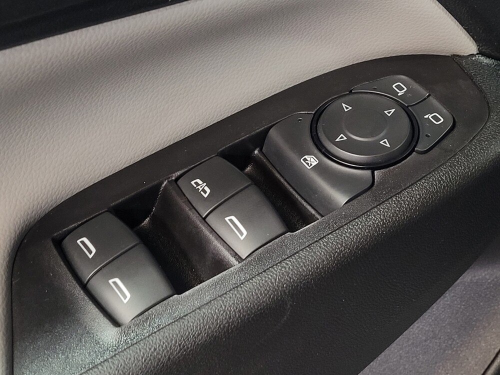 2019 Chevrolet Equinox in Savannah, GA 31419 - 18139537 27