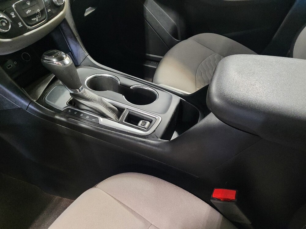 2019 Chevrolet Equinox in Savannah, GA 31419 - 18139537 26