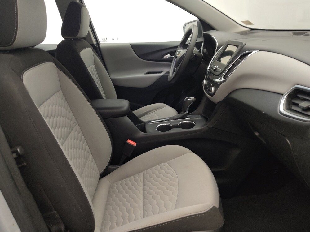 2019 Chevrolet Equinox in Savannah, GA 31419 - 18139537 21