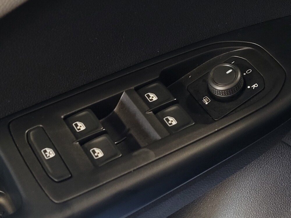 2023 Volkswagen Taos in Lauderdale Lakes, FL 33313 - 18139541 27