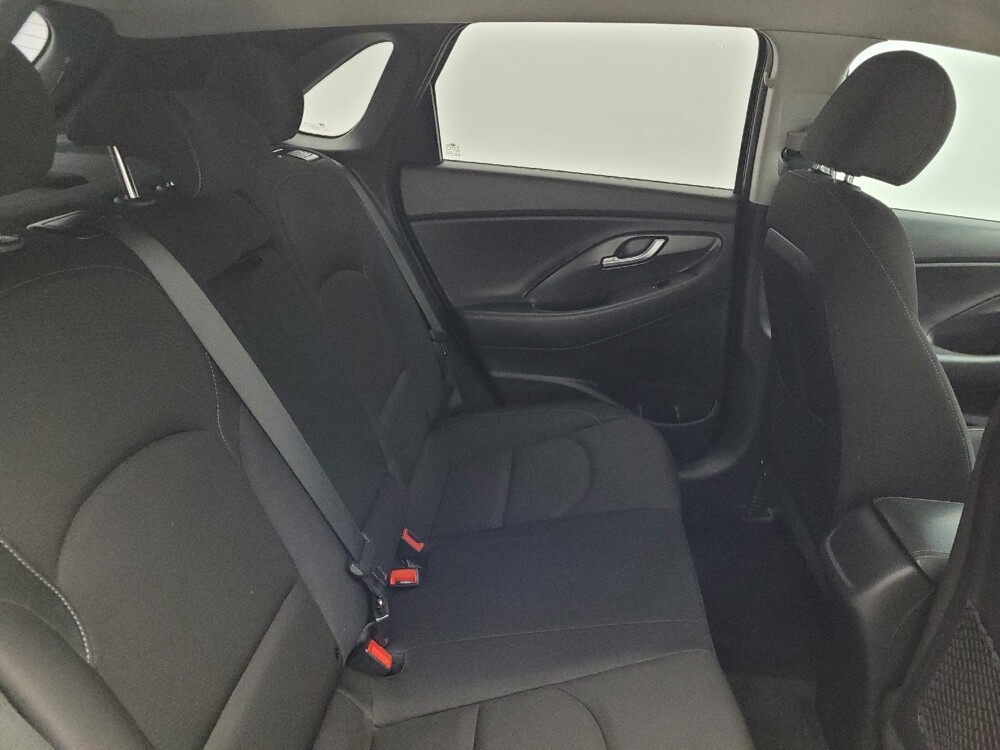 2018 Hyundai Elantra in Raleigh, NC 27604 - 18139563 19