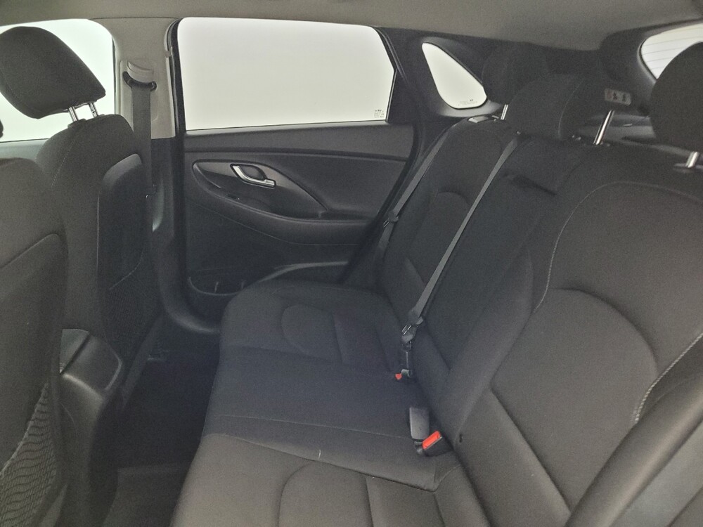2018 Hyundai Elantra in Raleigh, NC 27604 - 18139563 18
