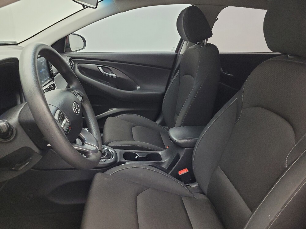 2018 Hyundai Elantra in Raleigh, NC 27604 - 18139563 17