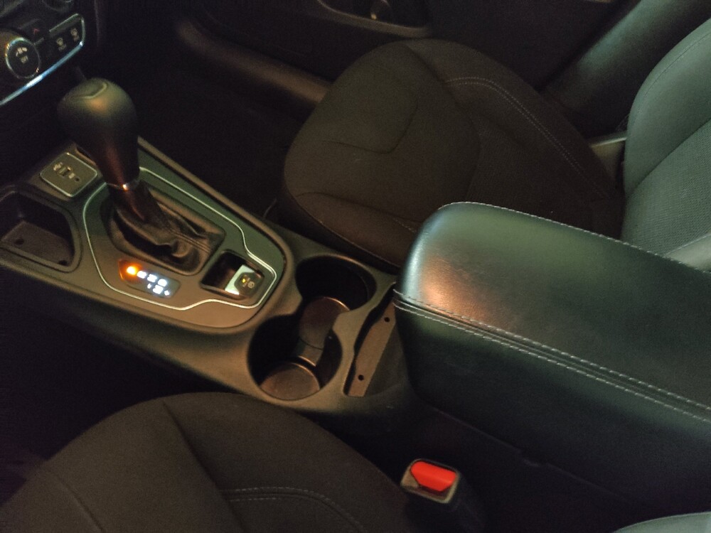 2020 Jeep Cherokee in Greenville, SC 29607 - 18139568 26