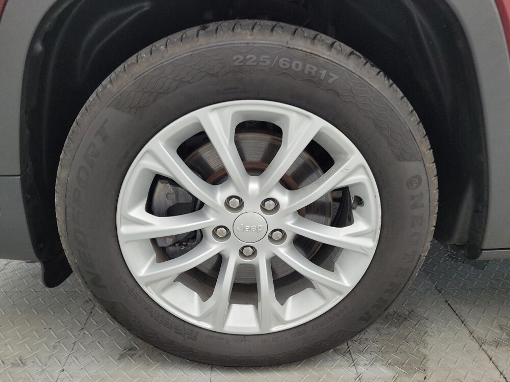 2020 Jeep Cherokee in Greenville, SC 29607 - 18139568 31