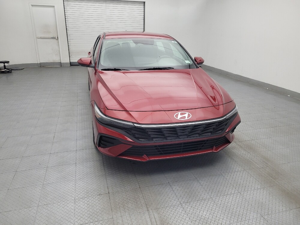 2025 Hyundai Elantra in Raleigh, NC 27604 - 18139569 14