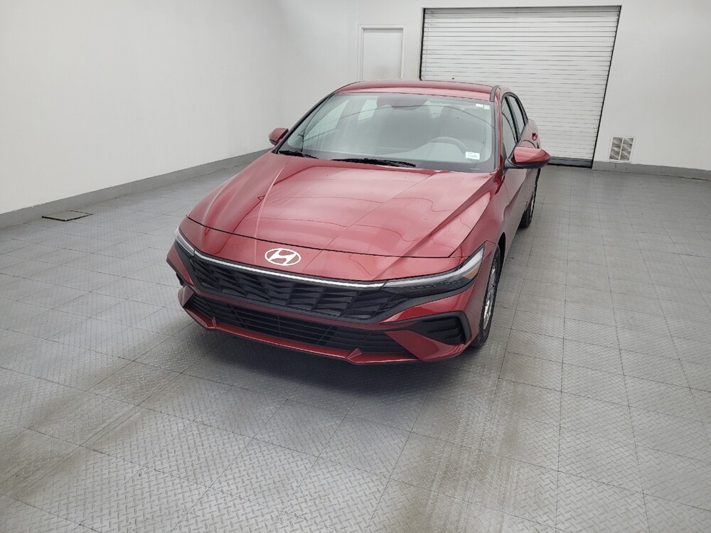 2025 Hyundai Elantra in Raleigh, NC 27604 - 18139569 15