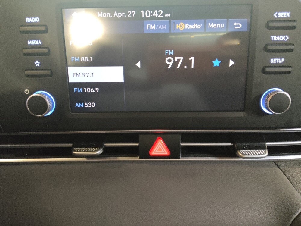 2025 Hyundai Elantra in Raleigh, NC 27604 - 18139569 25