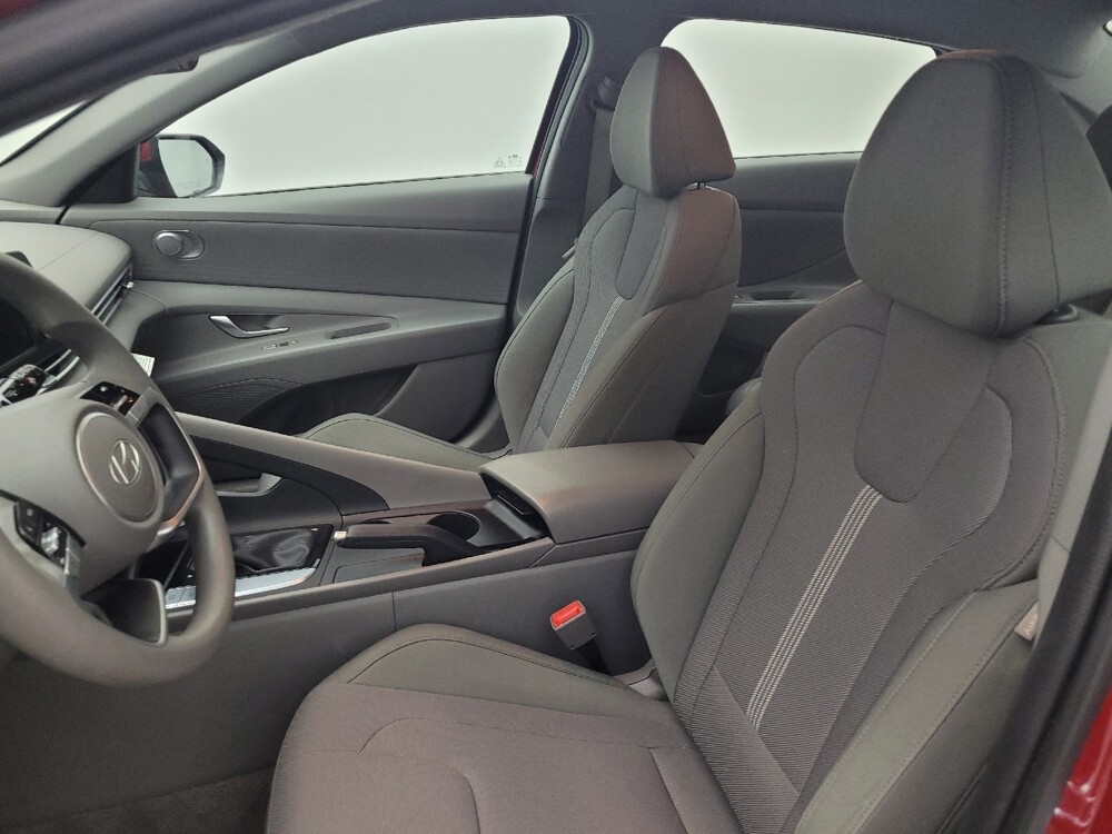 2025 Hyundai Elantra in Raleigh, NC 27604 - 18139569 17