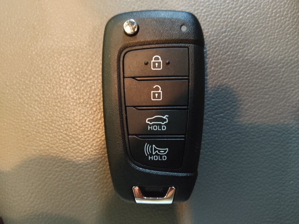 2025 Hyundai Elantra in Raleigh, NC 27604 - 18139569 32
