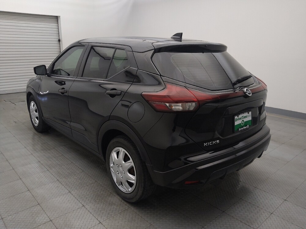 2021 Nissan Kicks in Live Oak, TX 78233 - 18139586 5