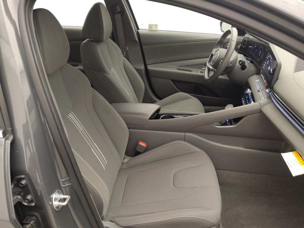 2025 Hyundai Elantra in Tyler, TX 75701 - 18139593 21