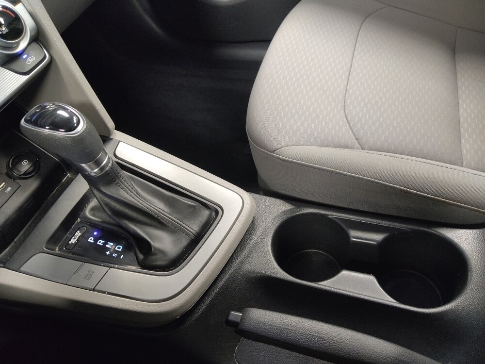2019 Hyundai Elantra in Live Oak, TX 78233 - 18139600 26