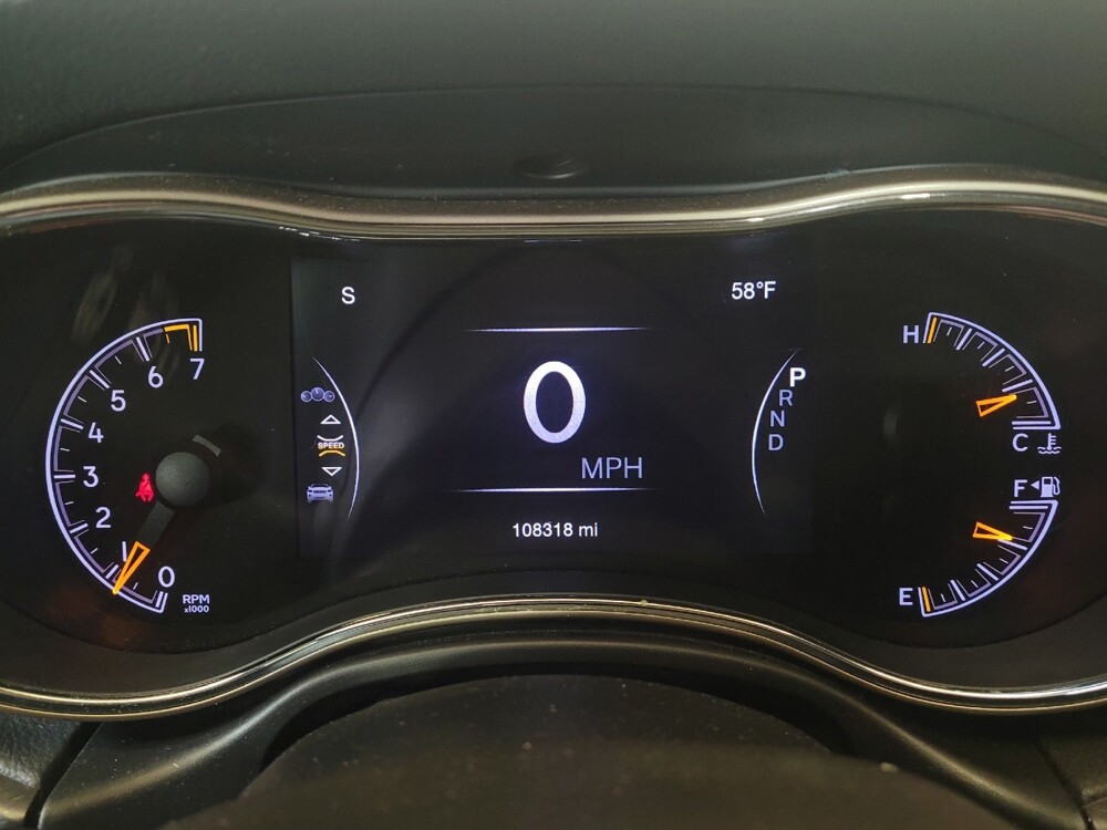 2017 Jeep Grand Cherokee in Toledo, OH 43617 - 18139605 23