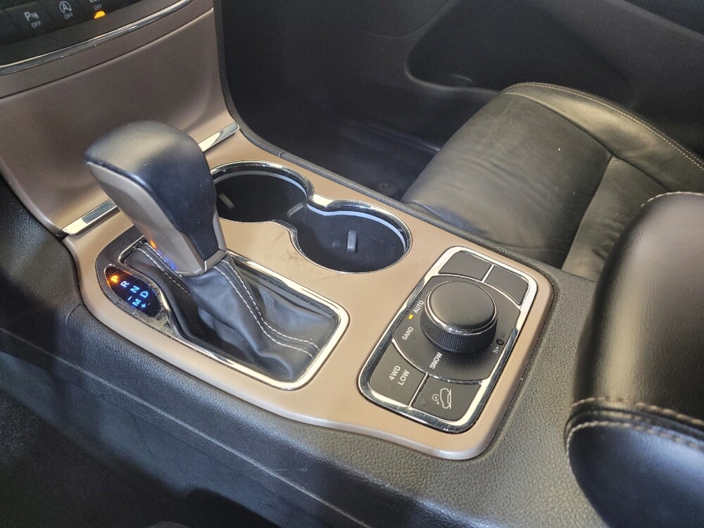 2017 Jeep Grand Cherokee in Toledo, OH 43617 - 18139605 26