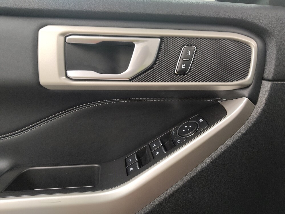 2023 Ford Explorer in St. Louis, MO 63125 - 18139607 27