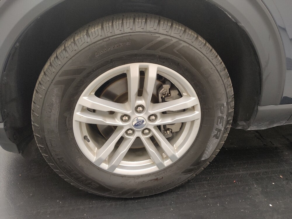 2023 Ford Explorer in St. Louis, MO 63125 - 18139607 31