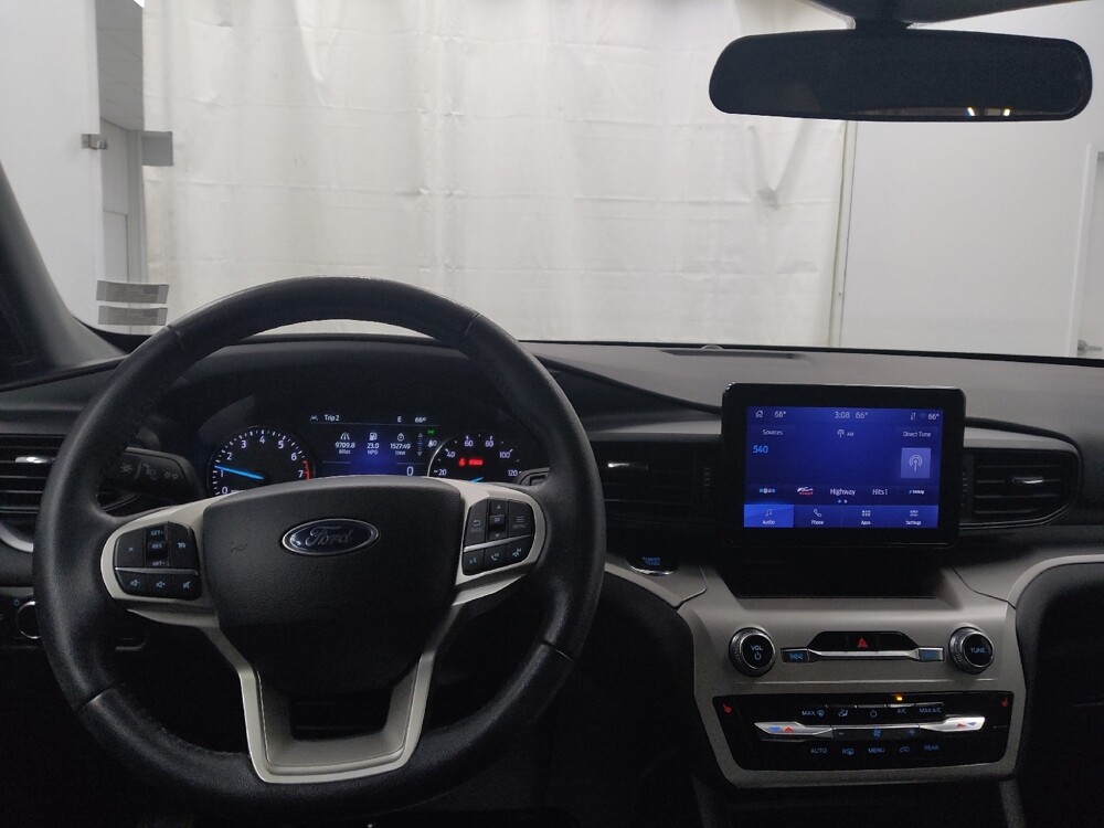2023 Ford Explorer in St. Louis, MO 63125 - 18139607 22