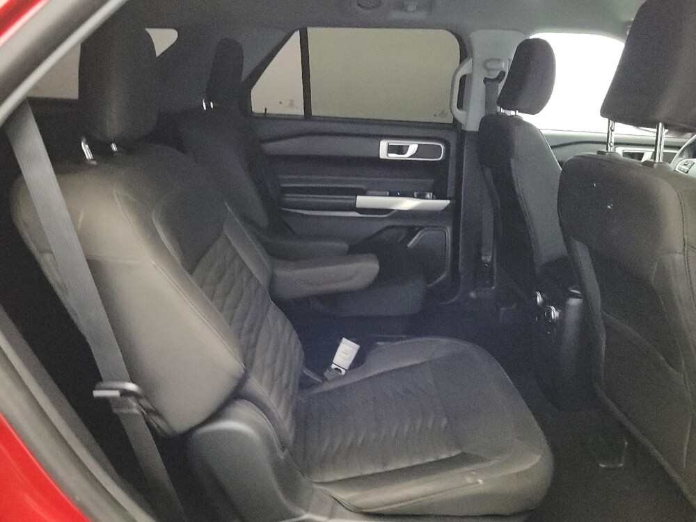 2021 Ford Explorer in Temple Hills, MD 20746 - 18139622 19